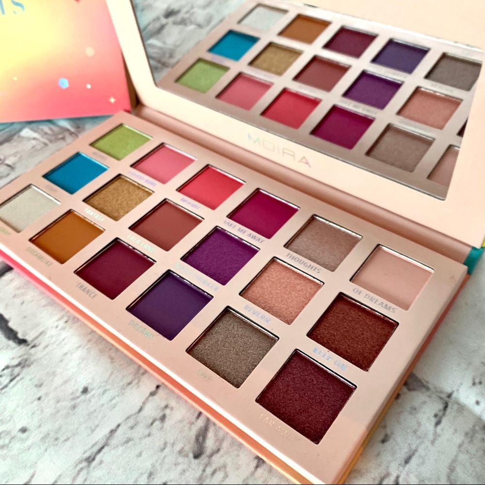 Moira Daydreams palette